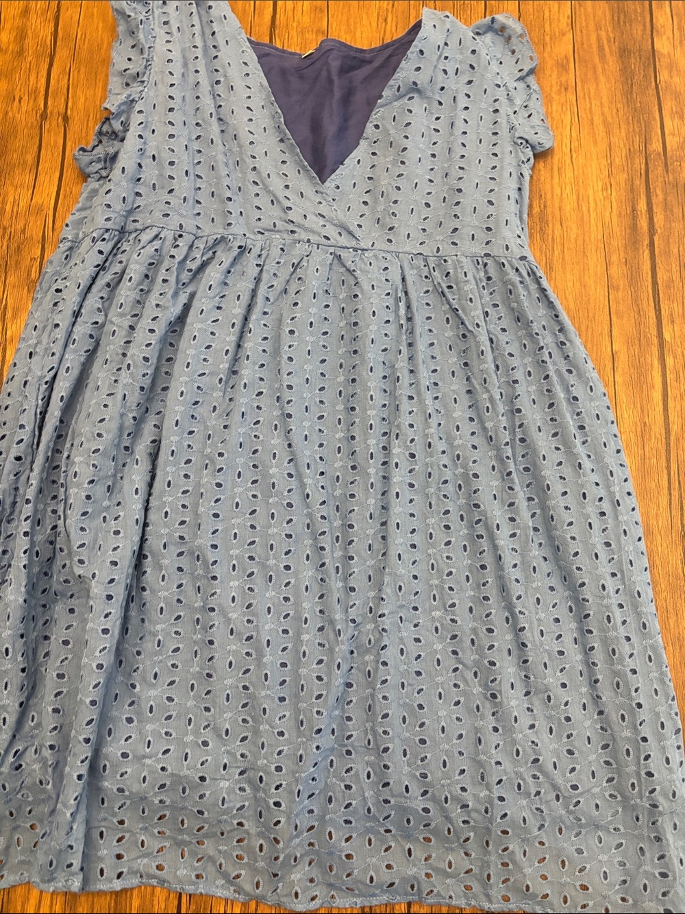 Light Blue Eyelet Casual Dress with V-Neck
